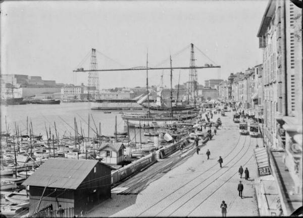Quai du Port 102